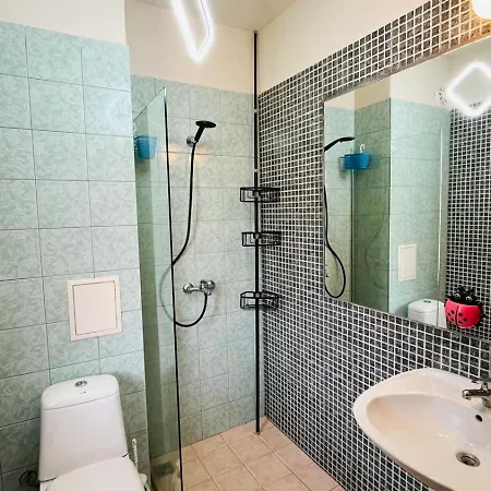 Sunny View 3401 Sunny Daire